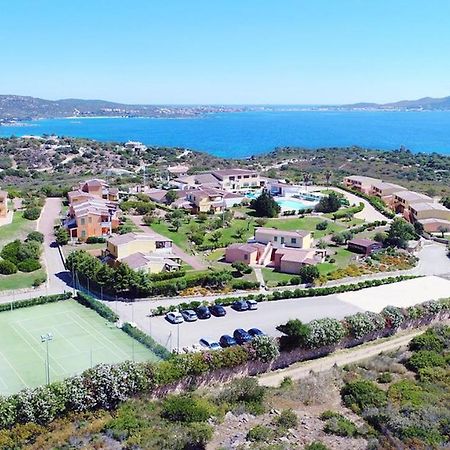 Hotel Baia Aranzos Pittulongu Eksteriør bilde