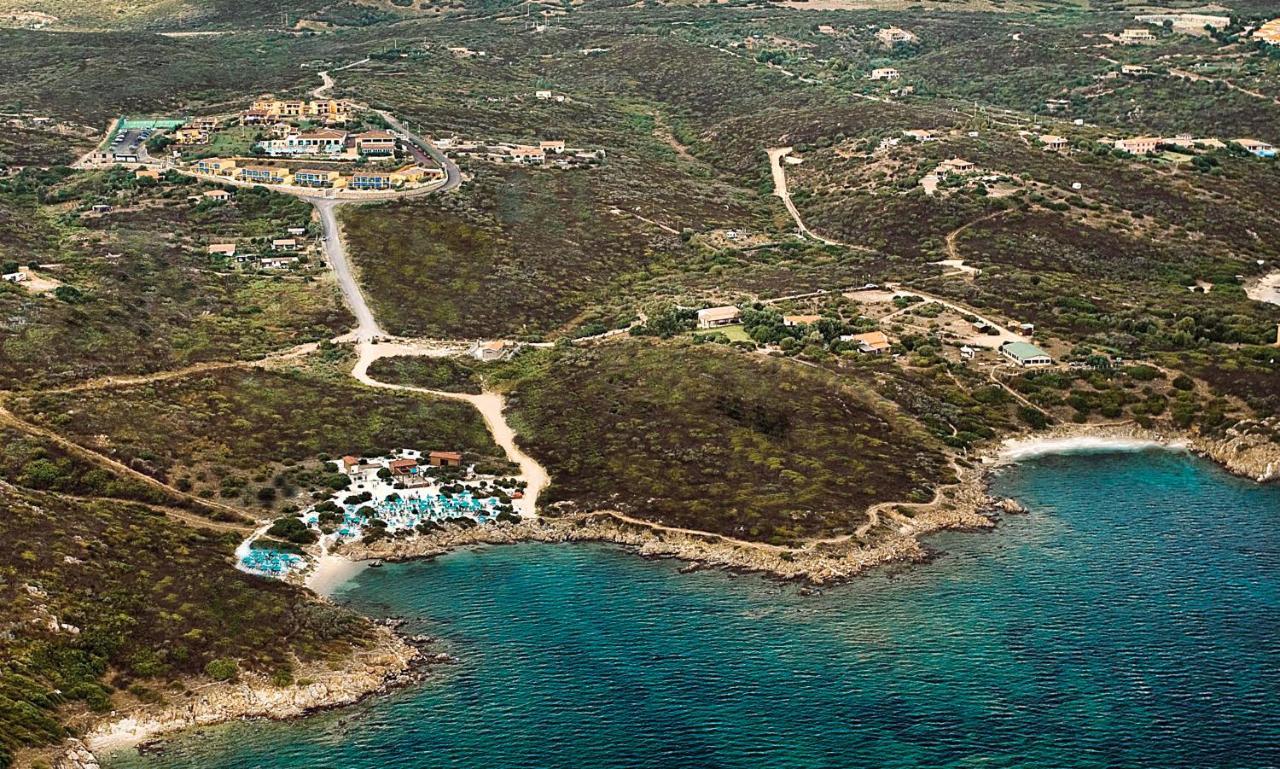 Hotel Baia Aranzos Pittulongu Eksteriør bilde