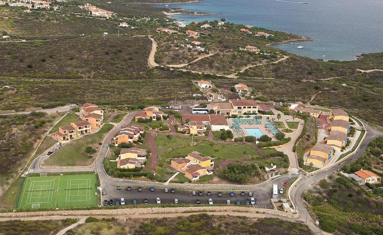 Hotel Baia Aranzos Pittulongu Eksteriør bilde